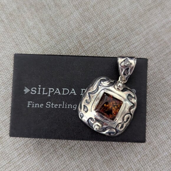 Silpada Amber Pendant - Picture 1 of 3